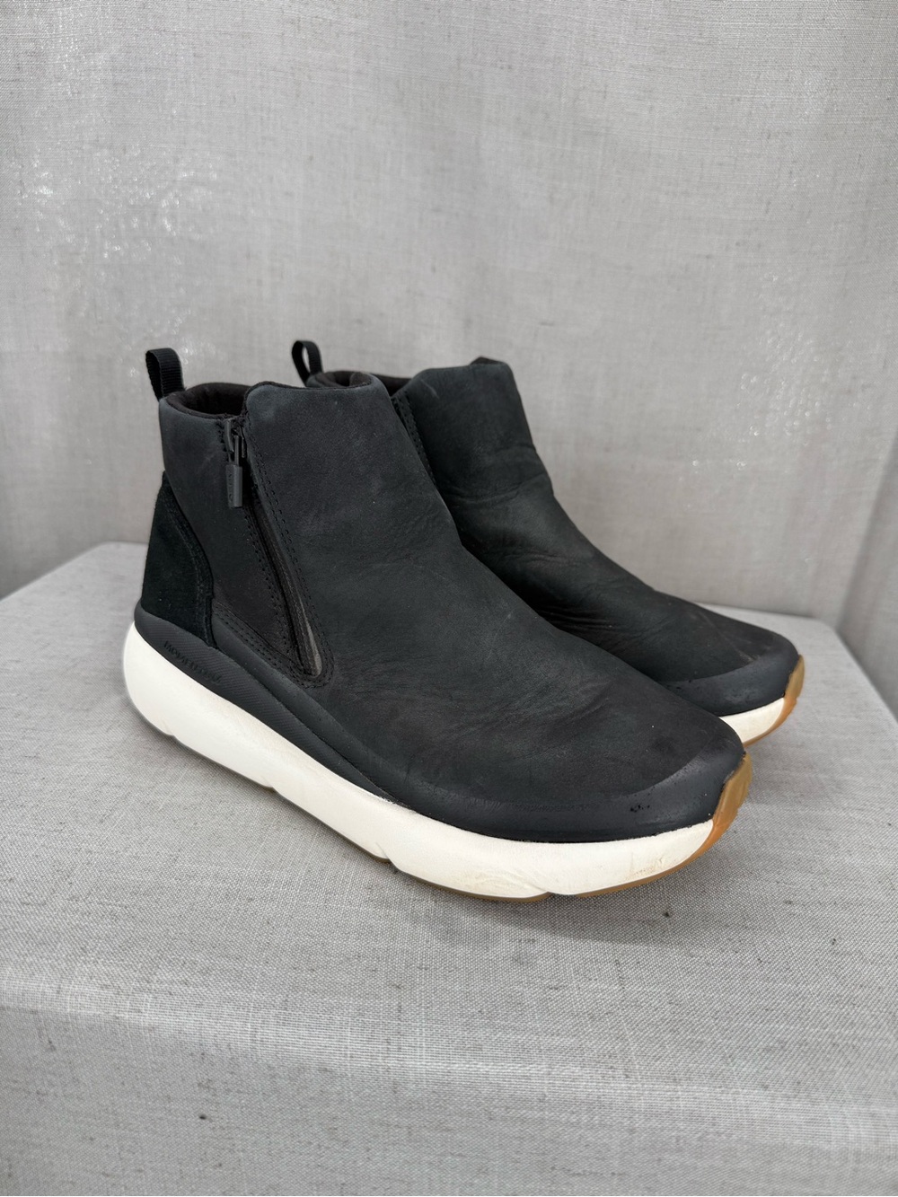 Abeo MXV Shift Zip Boots Womens 7.5 Ankle Bootie Side Zip Wedge Heel Leather Bla